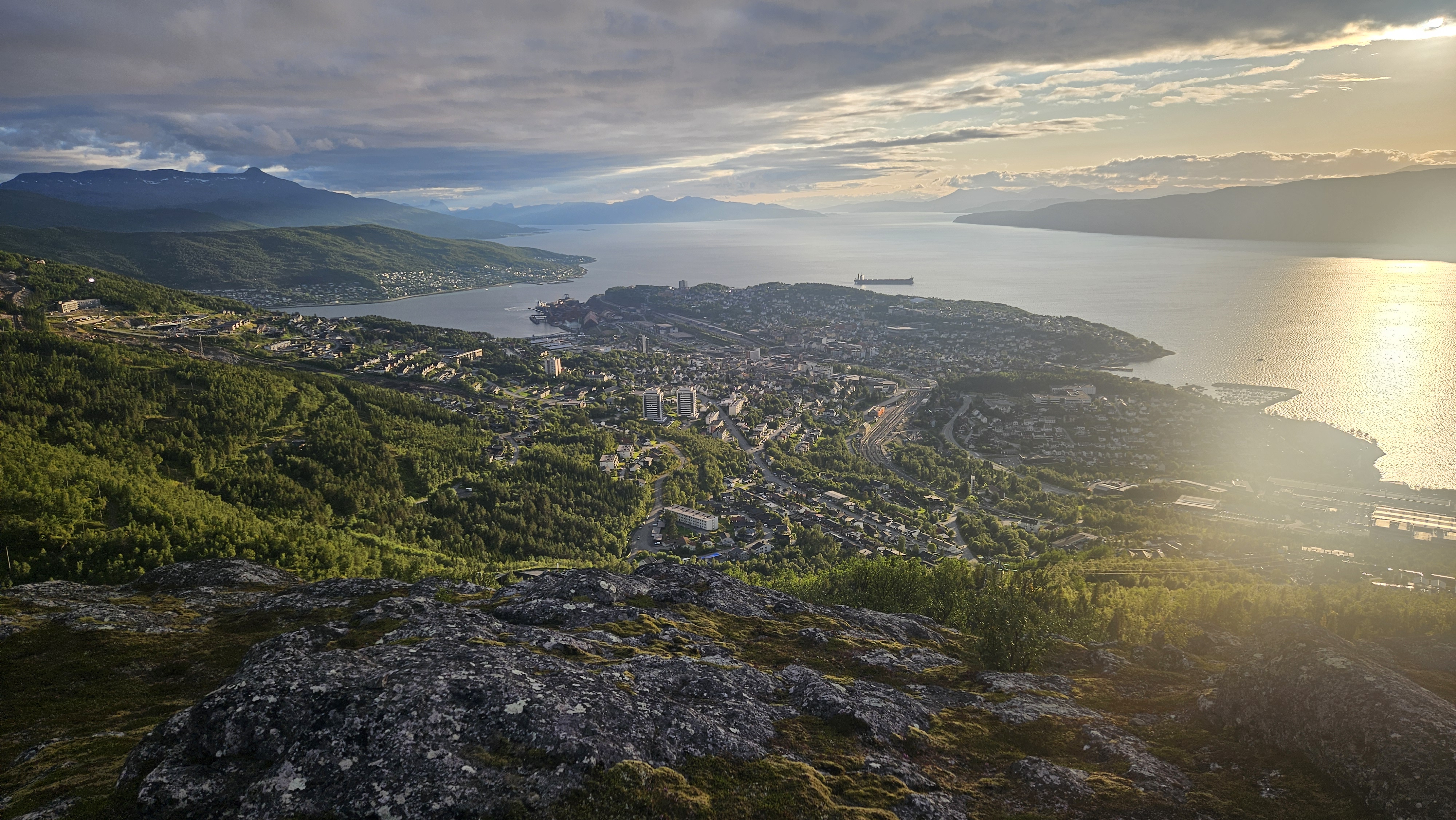 View from Taraldsviktoppen over Narvik